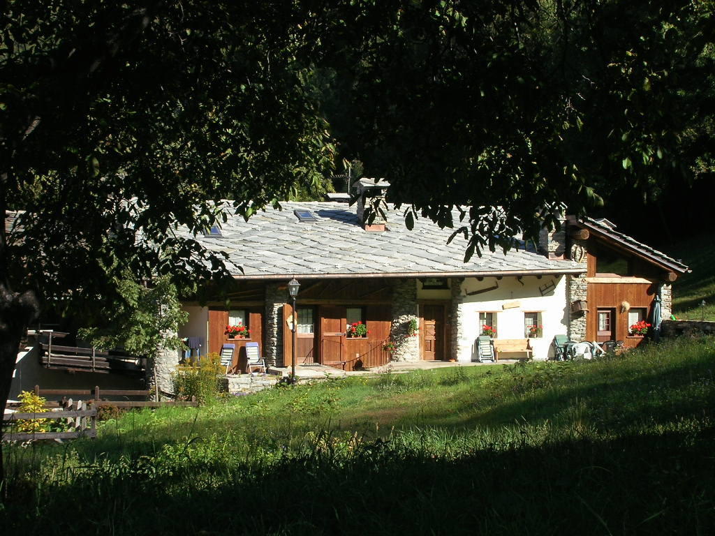 Bed and Breakfast Les Chevreuils Introd Exteriér fotografie