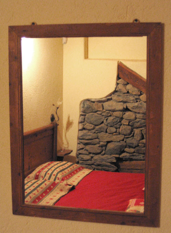 Bed and Breakfast Les Chevreuils Introd Pokoj fotografie